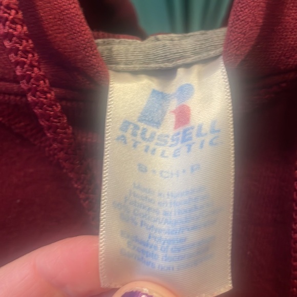 Russell Athletic - Women’s Oversized Maroon Hoodie in Women’s Small - Picture 9 of 9
